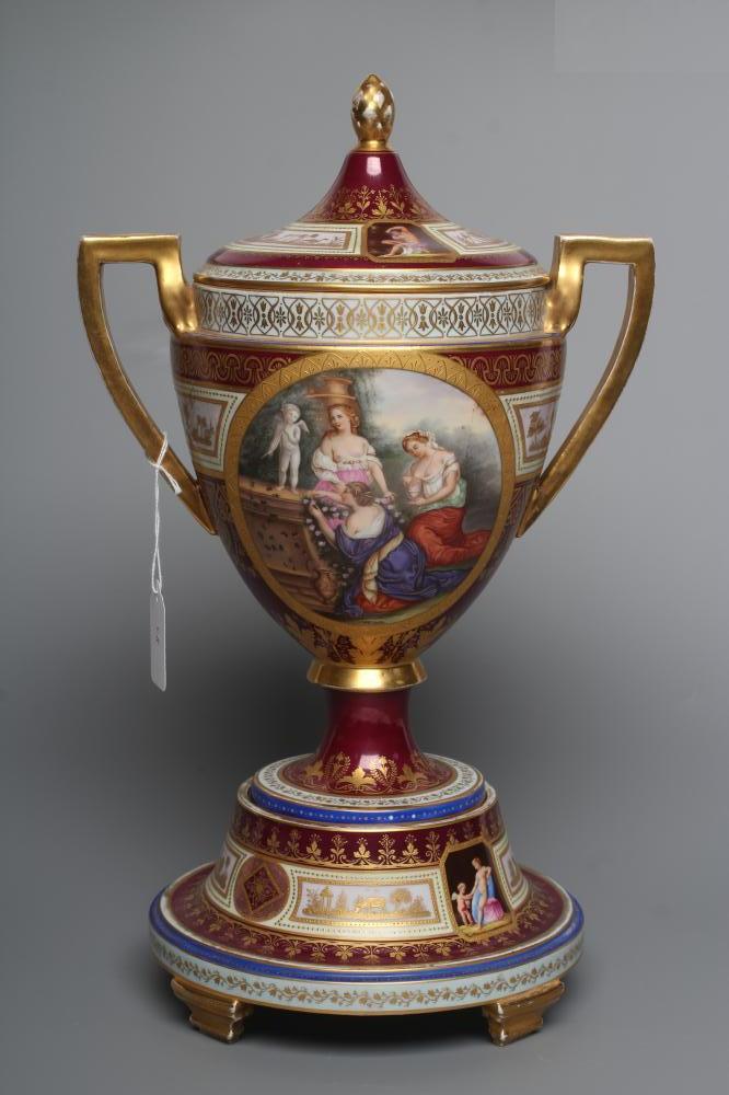 A VIENNA PORCELAIN TWO HANDLED CUP Image