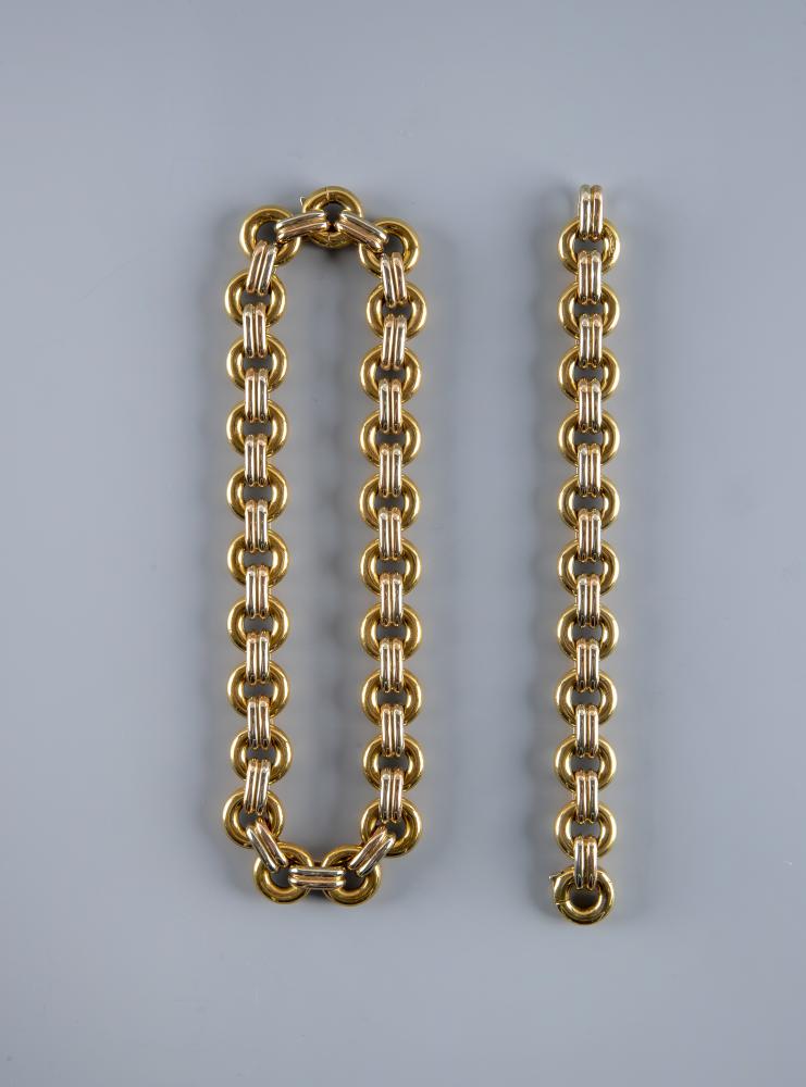 KRIA GIOELLI - An Italian tri-colour snaffle link choker and matching bracelet Image