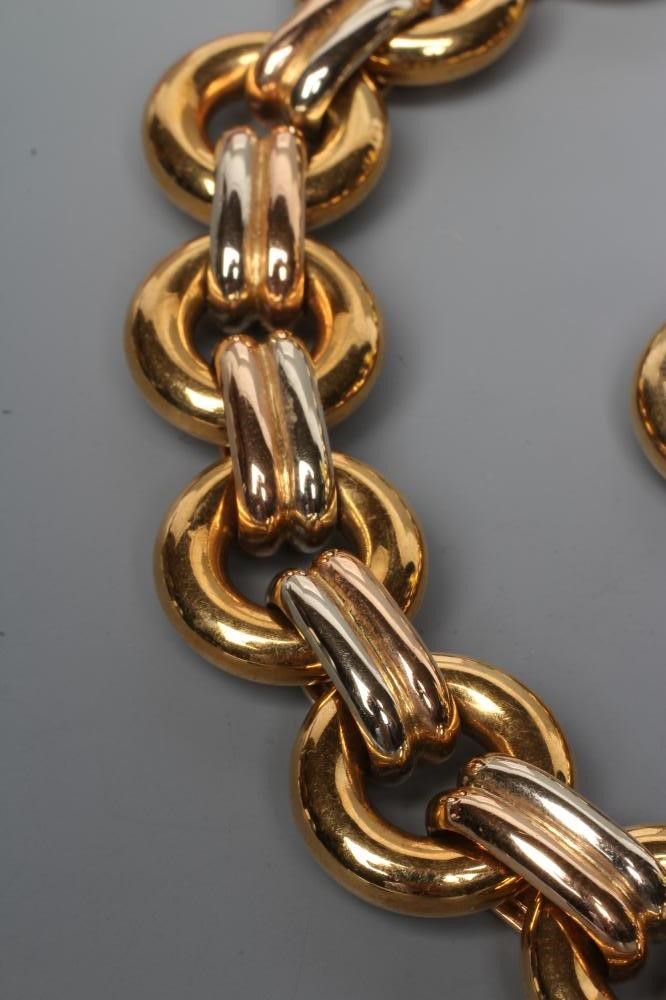 KRIA GIOELLI - An Italian tri-colour snaffle link choker and matching bracelet Image