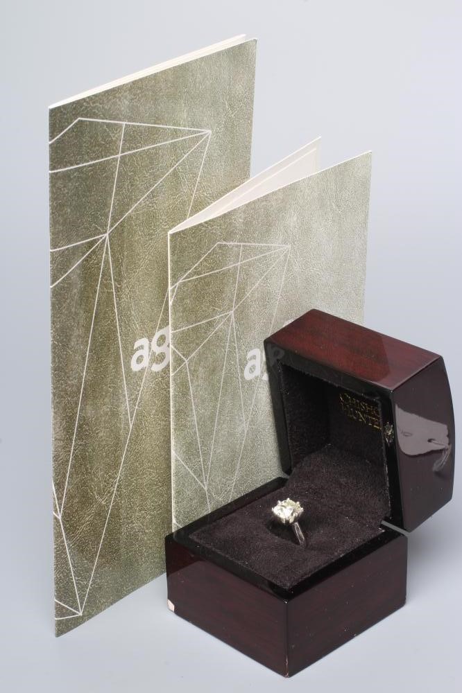 A SOLITAIRE DIAMOND RING Image