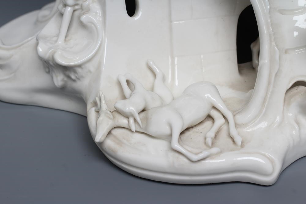 A NYMPHENBURG BLANC-DE-CHINE PORCELAIN FIGURE GROUP Image