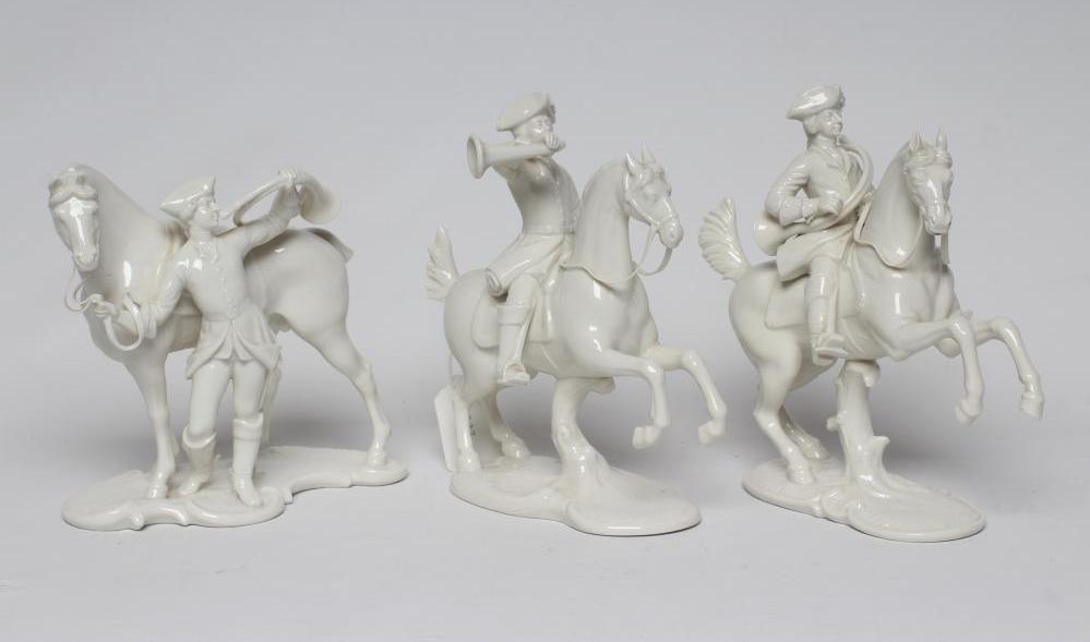 THREE NYMPHENBURG BLANC-DE-CHINE PORCELAIN "FRANKENTHAL HUNT" FIGURES Image
