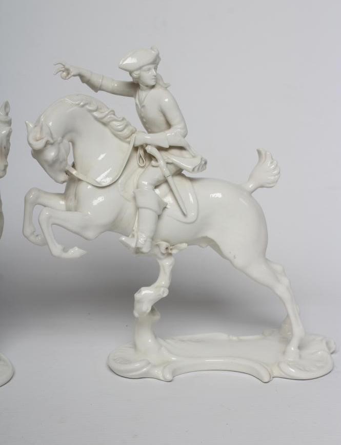 THREE NYMPHENBURG BLANC-DE-CHINE PORCELAIN "FRANKENTHAL HUNT" FIGURES Image