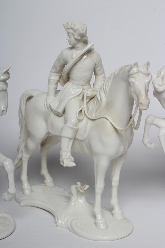 THREE NYMPHENBURG BLANC-DE-CHINE PORCELAIN "FRANKENTHAL HUNT" FIGURES Image