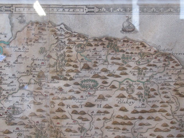 CHRISTOPHER SAXTON (1540-1610) "EBORACENSIS", hand coloured engraved map with decorative cartouches Image