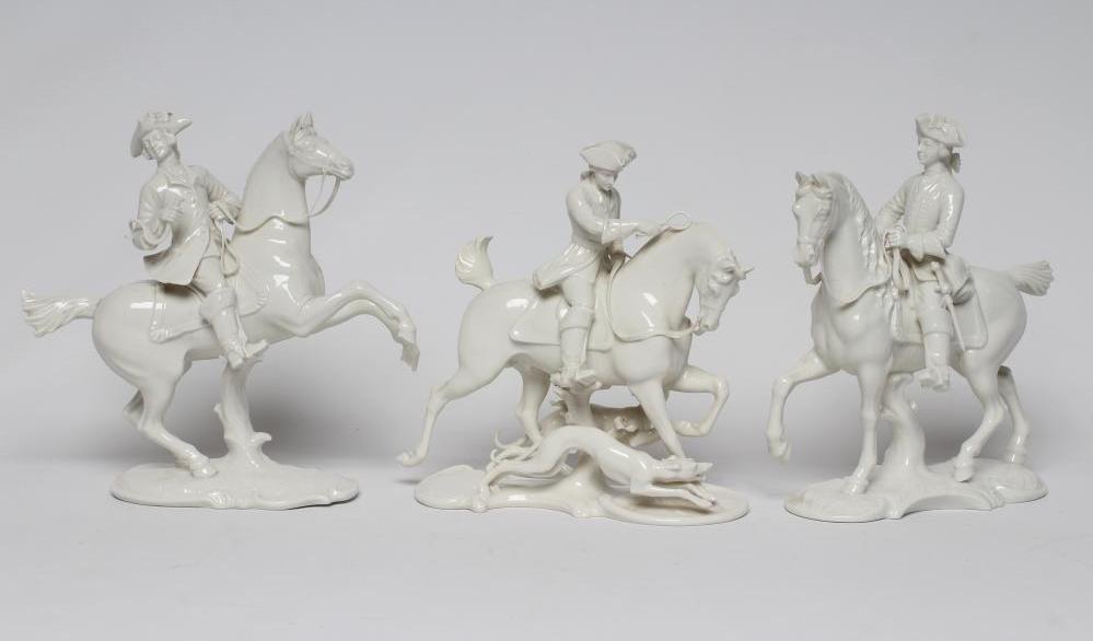 THREE NYMPHENBURG BLANC-DE-CHINE PORCELAIN "FRANKENTHAL HUNT" FIGURES Image