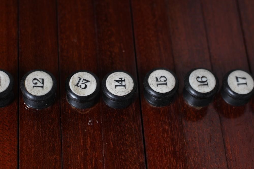 A MAHOGANY TABLE SPECIMEN CABINET Image