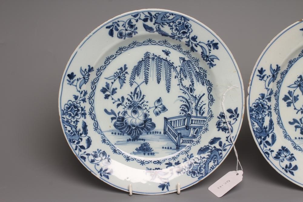 A PAIR OF ENGLISH DELFT PLATES Image