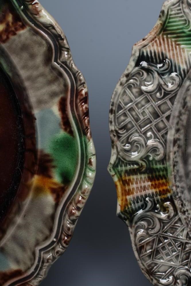 TWO WHIELDON EARTHENWARE PLATES Image