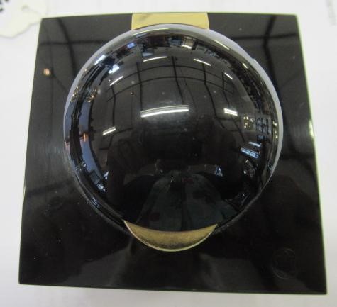 A MONTBLANC MEISTERSTUCK SQUARE GLASS INKWELL Image