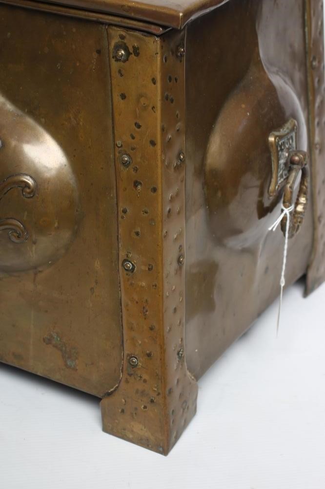 AN ARTS AND CRAFTS STYLE BRASS COAL BOX Image