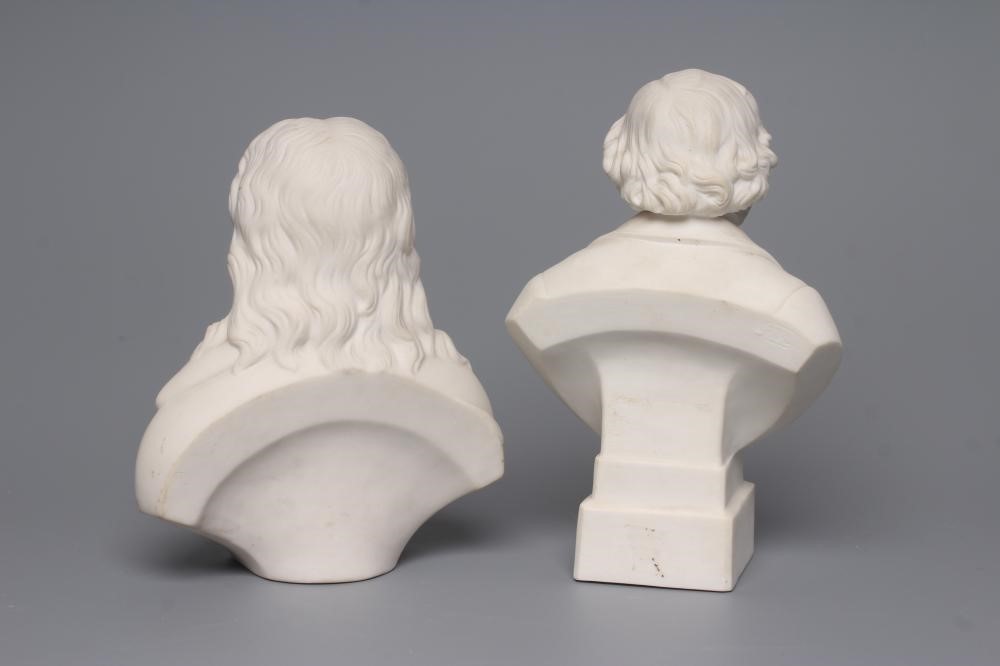 A VICTORIAN ROBINSON AND LEADBEATER PARIAN BUST of William Makepeace Thackery Image