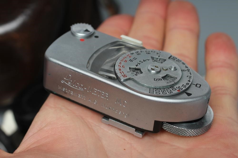 A LEICA M3 ERNST LEITZ WETZLAR CAMERA, numbered 962 844, with Ernst Leitz GmbH Wetzlar Summicron Image