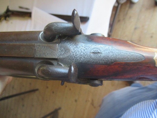 A WILLIAMS & POWELL PERCUSSION 14 BORE DOUBLE BARRELLED SHOTGUN Image