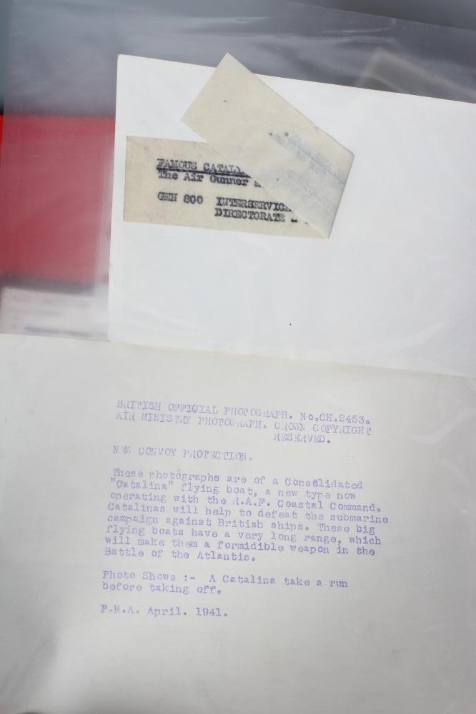 A LARGE COLLECTION OF SECOND WORLD WAR PHOTOGRAPHS Image