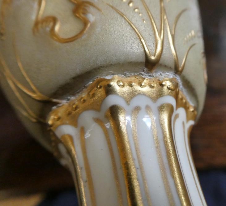 A PAIR OF ROYAL DOULTON CHINA GARNITURE VASES Image