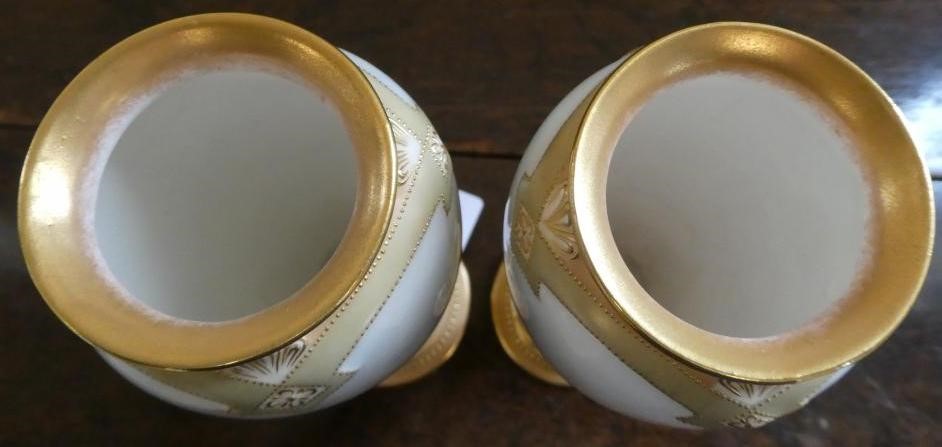 A PAIR OF ROYAL DOULTON CHINA GARNITURE VASES Image