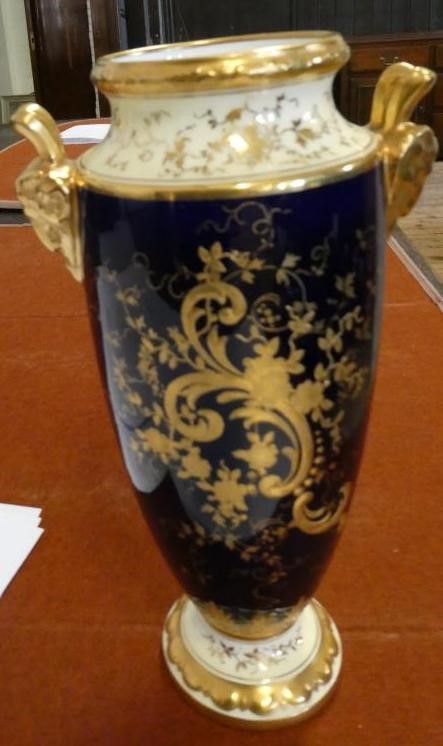 A PAIR OF COALPORT CHINA VASES AND COVERS Image