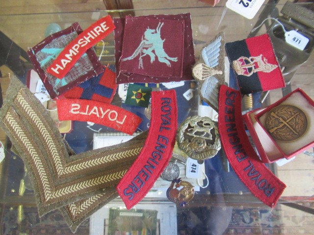 A GENERAL SERVICE MEDAL awarded to Cpl. Claude Cox of the Parachute Regiment Image