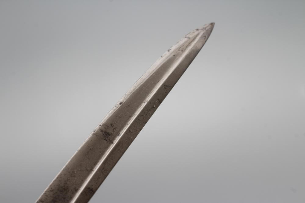 A BRITISH 1822 PATTERN INFANTRY OFFICER'S SWORD Image