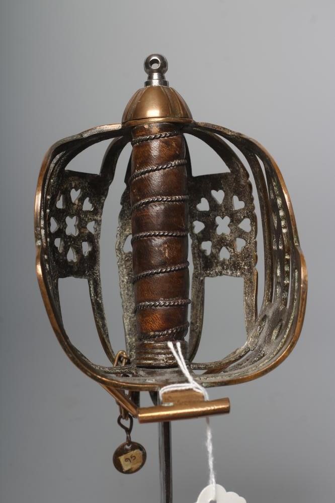 AN 1828 PATTERN HIGHLAND INFANTRY OFFICER'S BROADSWORD with very heavy 32 1/2" blade Image