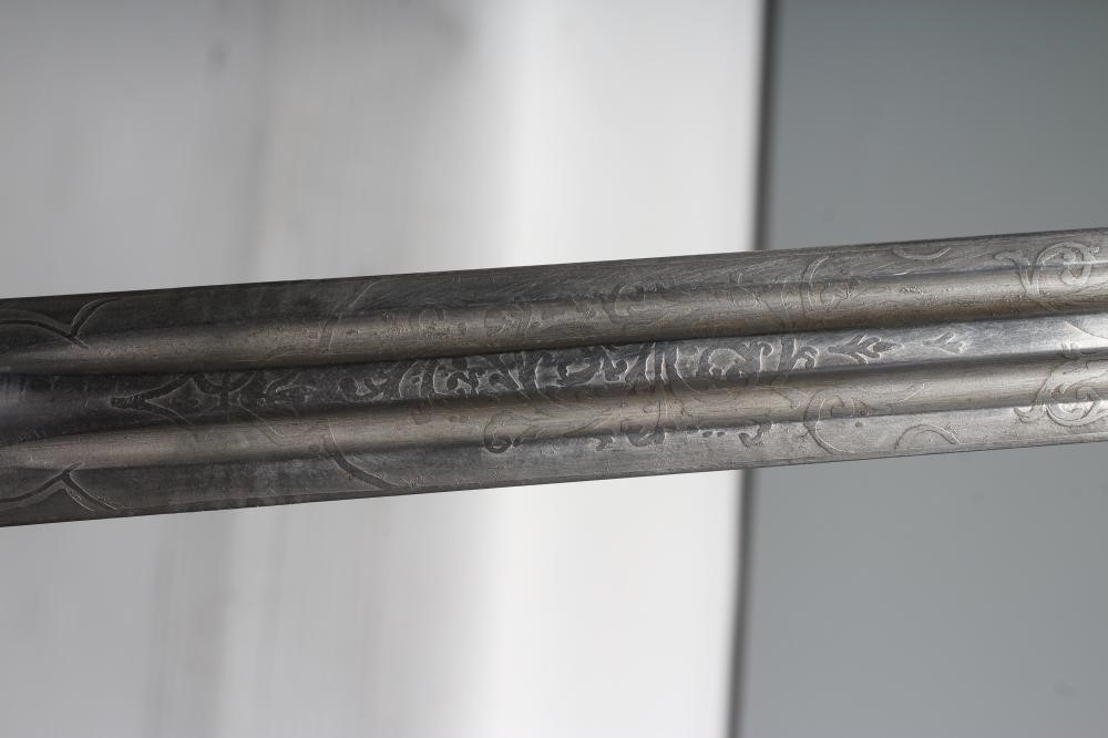 A HIGHLAND INFANTRY OFFICER'S BROADSWORD Image