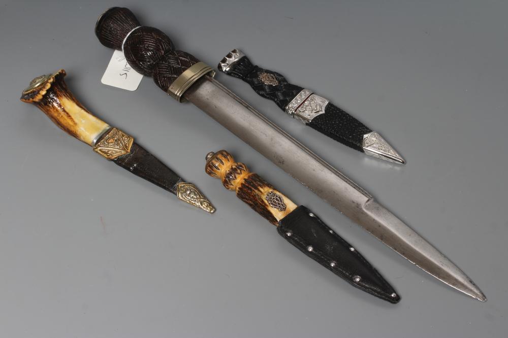 A VICTORIAN SCOTTISH CIVILIAN DIRK with 11 1/2" blade and wood thistle form grip, 16" long, together Image