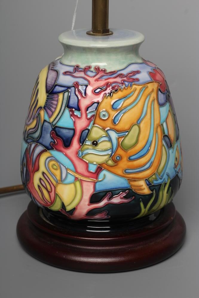 A MOORCROFT POTTERY MARTINIQUE PATTERN TABLE LAMP Image