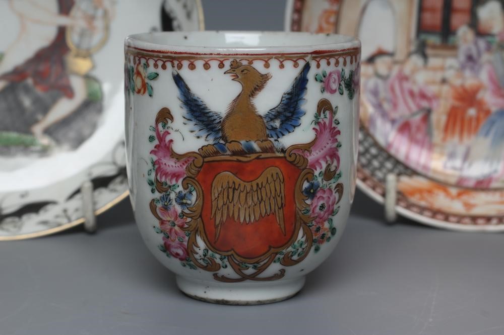 A CHINESE PORCELAIN EUROPEAN SUBJECT SAUCER painted in iron red Image