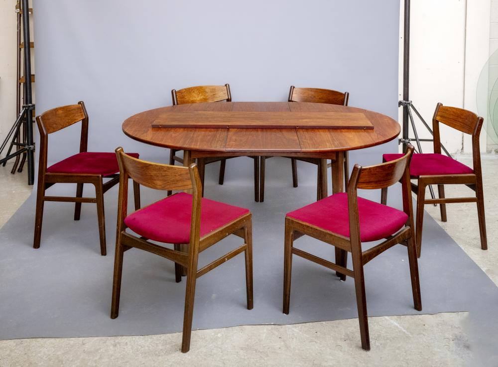 AN H P HANSEN FOR RANDERS MOBELFABRIK ROSEWOOD DINING TABLE AND CHAIRS Image