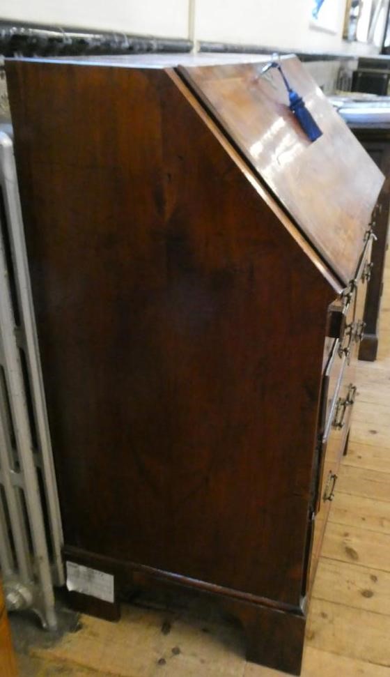 A GEORGIAN WALNUT BUREAU Image