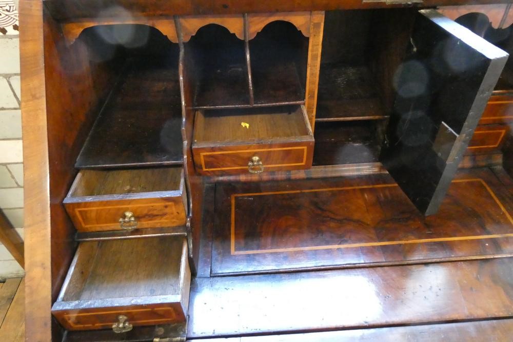 A GEORGIAN WALNUT BUREAU Image