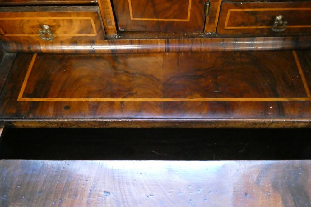 A GEORGIAN WALNUT BUREAU Image