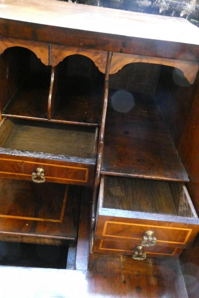 A GEORGIAN WALNUT BUREAU Image