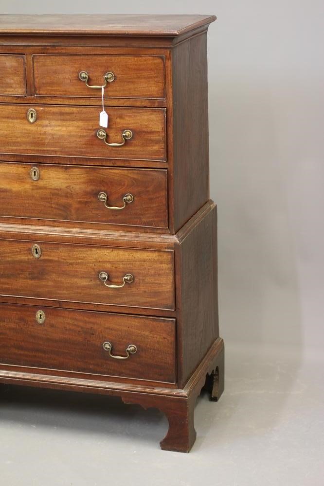 A MAHOGANY CHEST ON CHEST Image