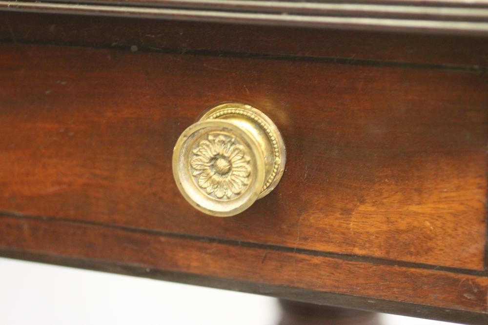 A MAHOGANY PEMBROKE TABLE Image