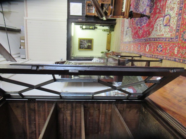 A GEORGIAN MAHOGANY BUREAU BOOKCASE Image