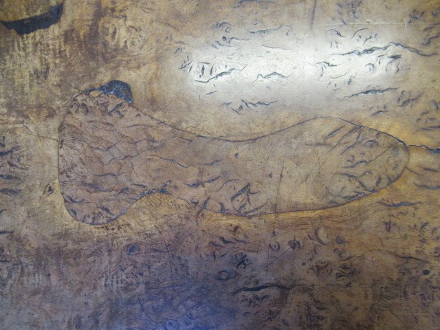 AN EARLY VICTORIAN BURR OAK LIBRARY TABLE Image