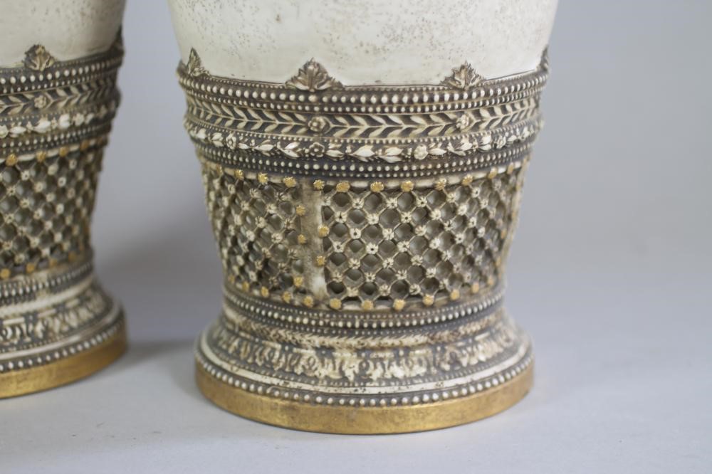 A PAIR OF ALEXANDRA PORCELAIN WORKS Image