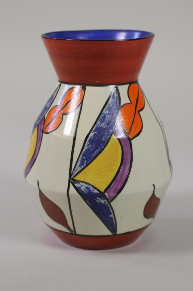 A CLARICE CLIFF NEWPORT POTTERY BIZARRE VASE Image