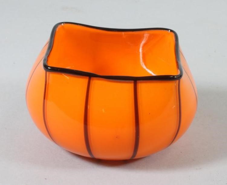 A MICHAEL POWOLNY FOR LOETZ GLASS ORANGE BOWL Image