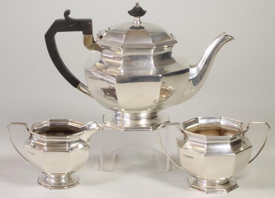 *A SILVER THREE PIECE TEA SERVICE Image