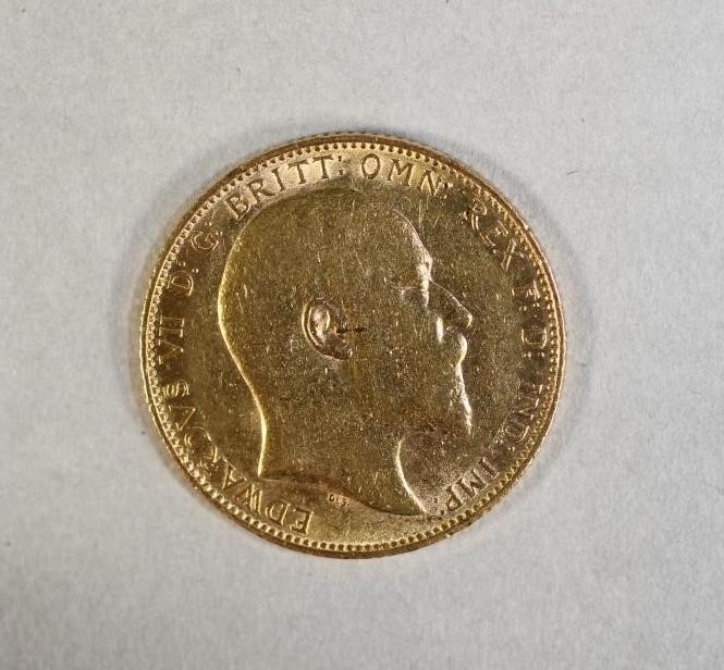 AN EDWARD VII GOLD SOVEREIGN Image