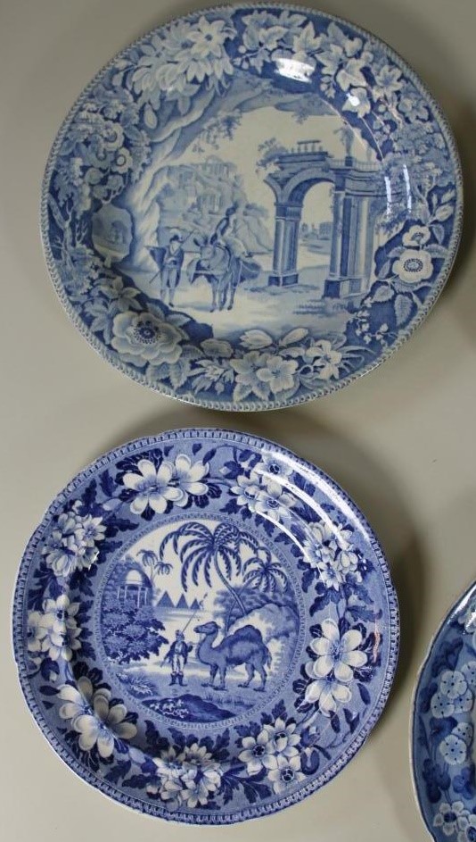 A COLLECTION OF BLUE AND WHITE PRINTED EARTHENWARE Image