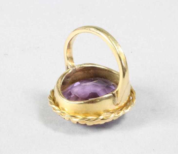 AN AMETHYST DRESS RING Image