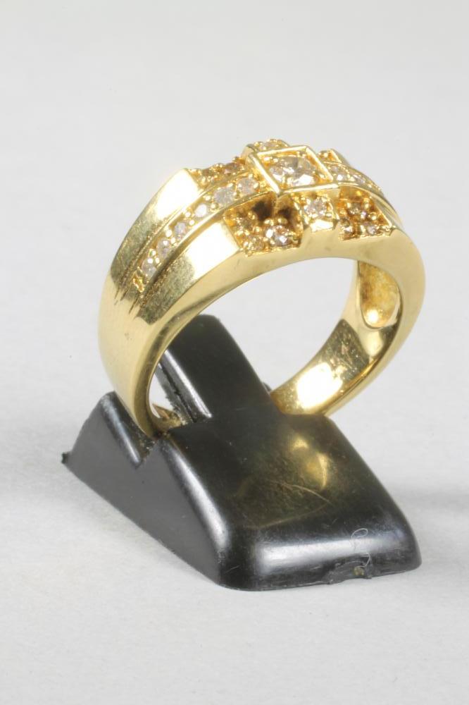 A DIAMOND RING Image