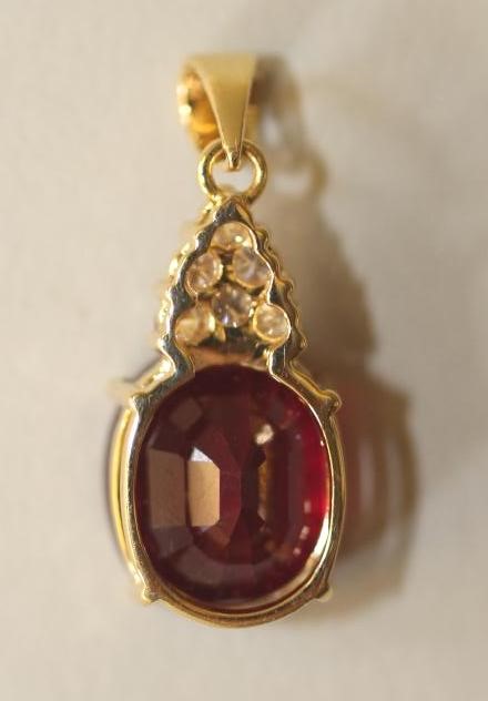 A RUBY PENDANT Image