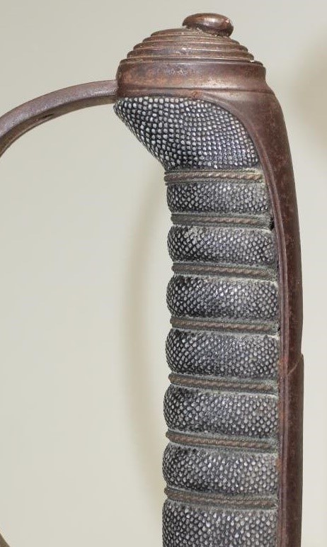 AN 1822 PATTERN LIGHT CAVALRY OFFICER'S SWORD Image