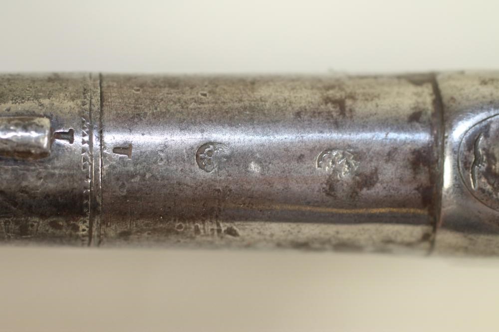 A PERCUSSION PISTOL BY ATTERBURY Image