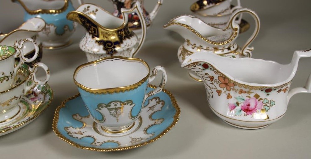 A COLLECTION OF ENGLISH PORCELAIN TEA WARES Image